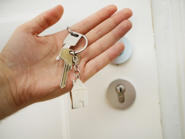 https://AngelaCaban.StopRentingStartOwning.com